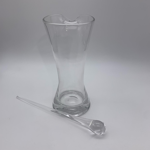 Hand Blown Vtg.Crystal Glass Martini Cocktail Juice Pitcher With Stirrer 24 Oz - Picture 9 of 16